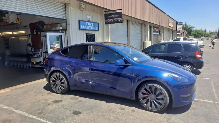 Window tint install — Tint Masters Fresno #164